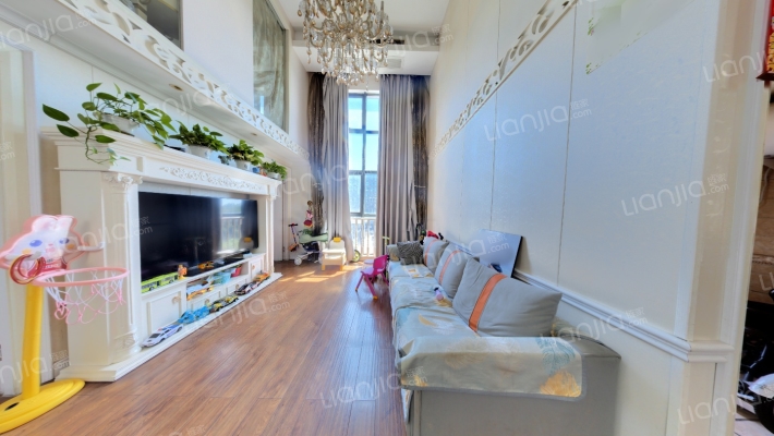 海辰水岸晶座二手房实景图