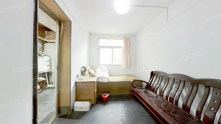 前进路11号二手房实景图