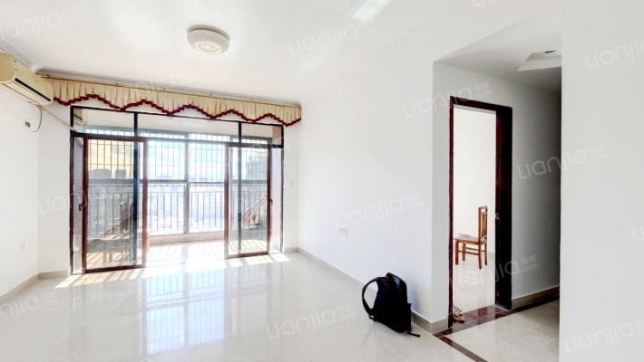 四洲蜜方二手房实景图