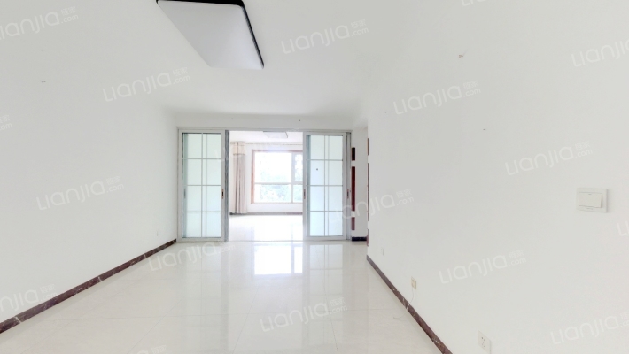 名仕城二手房实景图