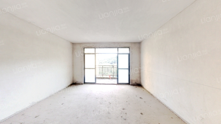 清华蓝湾二手房实景图