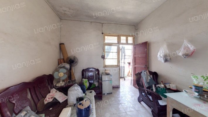 七六路22号二手房实景图