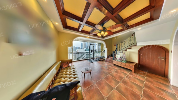 名仕银航小区二手房实景图