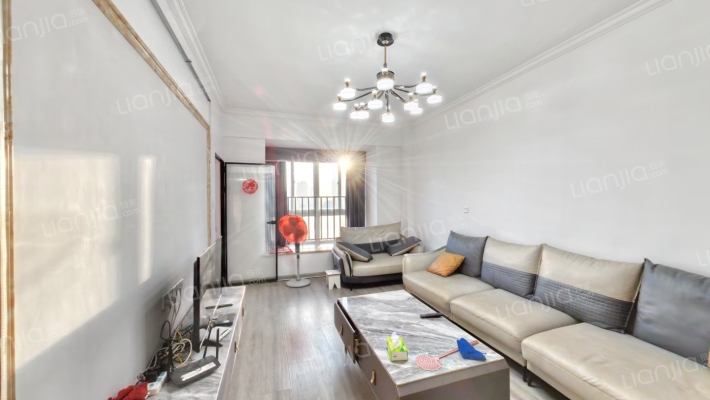 冰晶天兴城二手房实景图