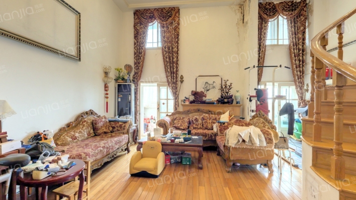 华巨公寓二手房实景图