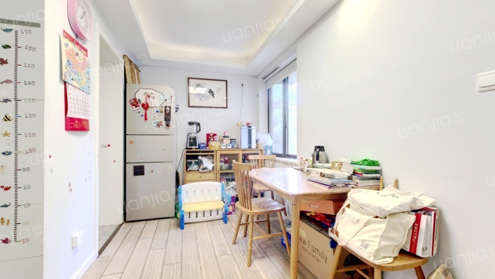 三里亭苑二区二手房实景图