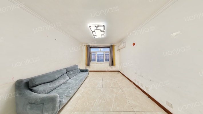 尚皇公寓二手房实景图