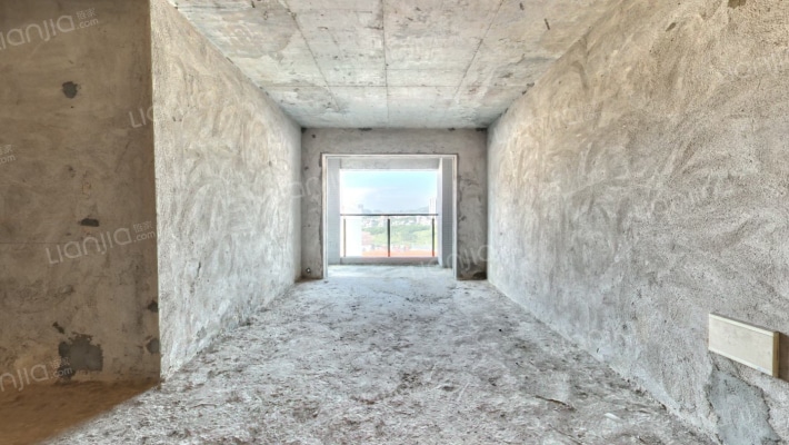 龙秋阁二手房实景图