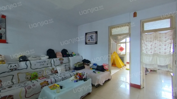 公交公司家属院二手房实景图