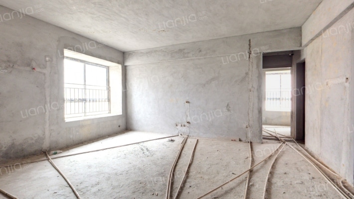 枫叶雅堤二手房实景图