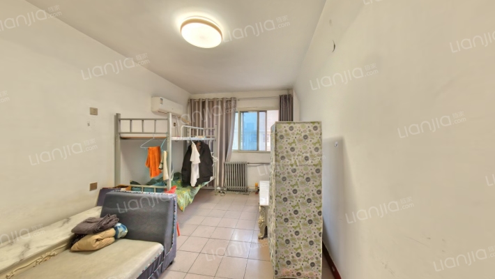 兴凯路203号二手房实景图