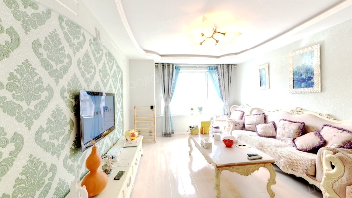 保利香槟二手房实景图