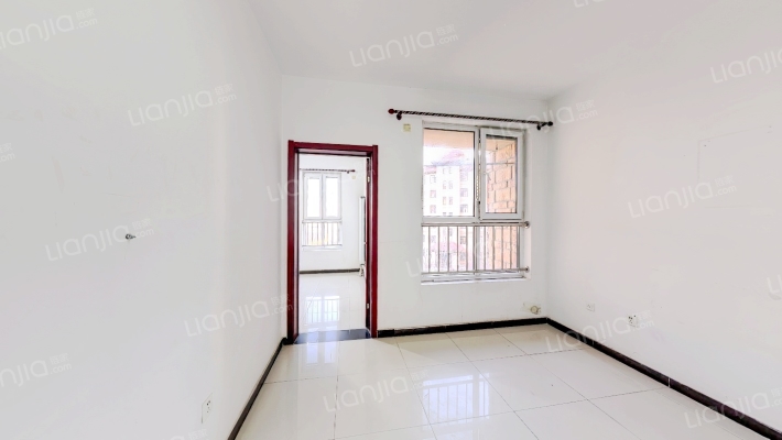 州河湾南园二手房实景图