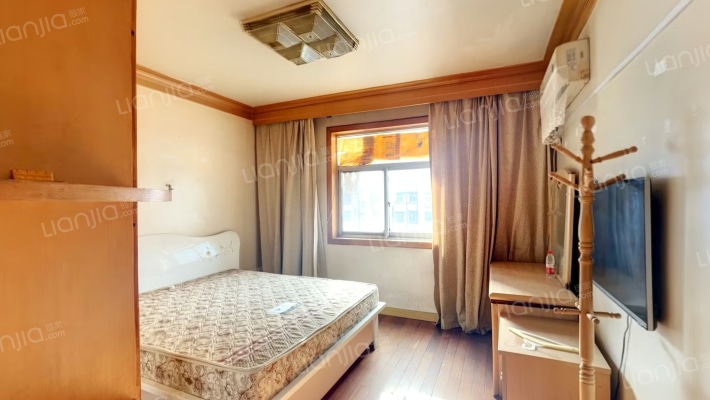 诚朴路141号二手房实景图