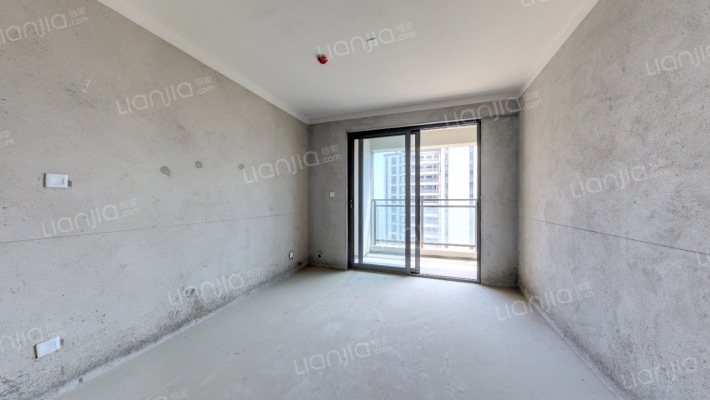 绿地云栖绿庭二手房实景图