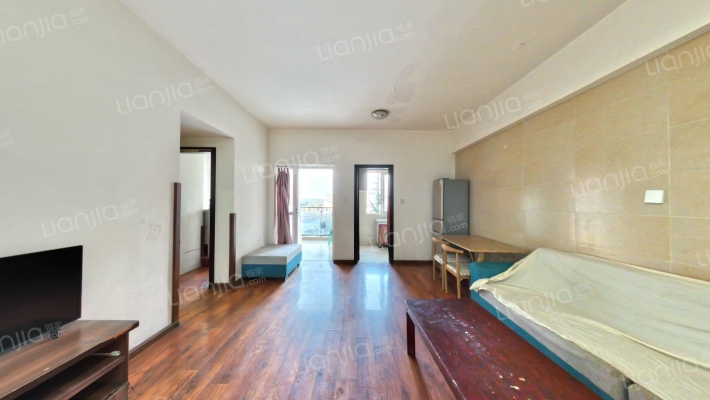 上锦颐园二手房实景图