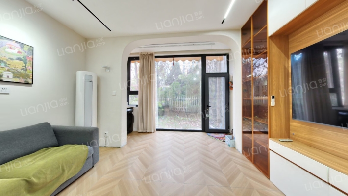 康桥边的院子二手房实景图