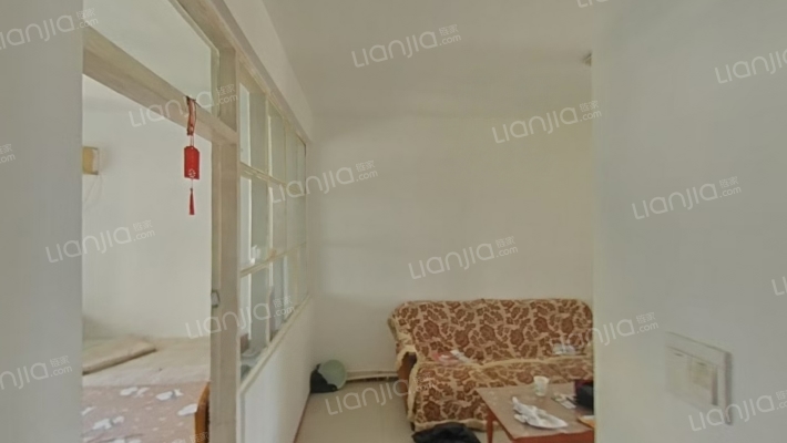 绿化路8号院二手房实景图