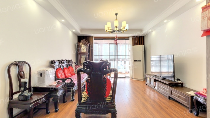 远景时代二手房实景图