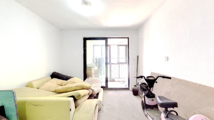 海尚家园东区二手房实景图