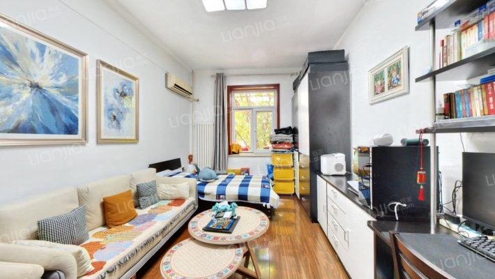 国务院宿舍二手房实景图