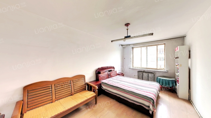 牛心屯三路二手房实景图