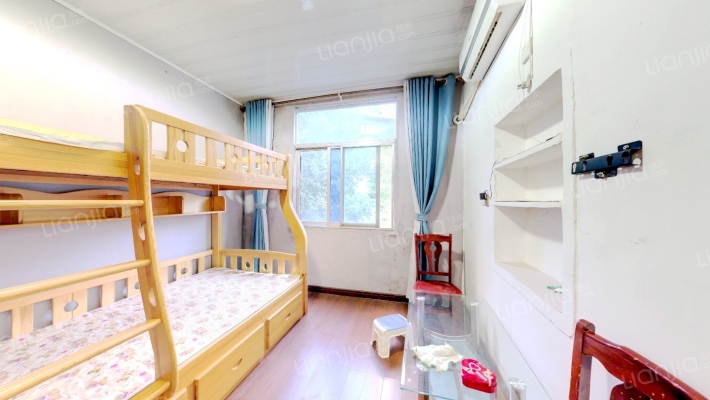 饮食服务公司宿舍二手房实景图