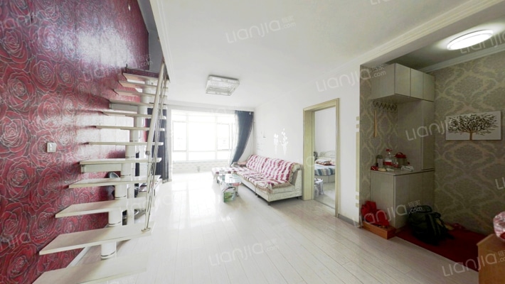 龙腾金荷苑二手房实景图