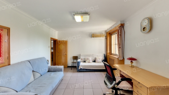 向军南里二手房实景图