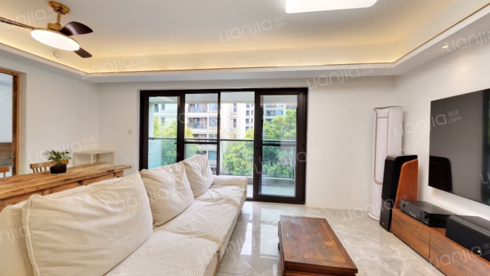 绿城春溪雲庐二期二手房实景图