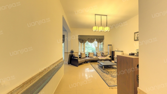 碧桂园滨湖城碧湖翠柳苑二手房实景图