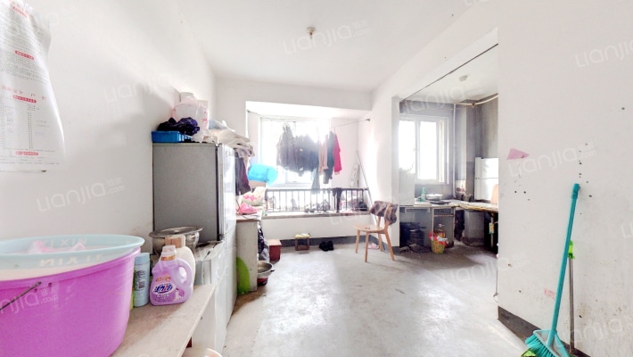 世茂东外滩二手房实景图