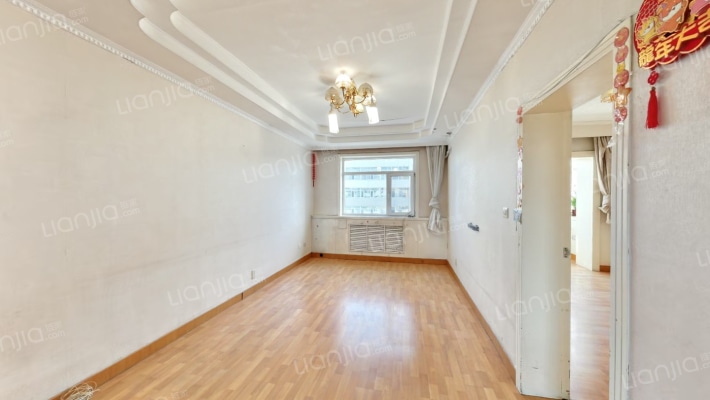 新闻小区二手房实景图