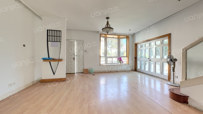 御花园二手房实景图