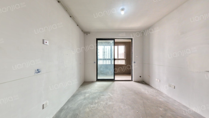 新华公寓祥瑞苑二手房实景图