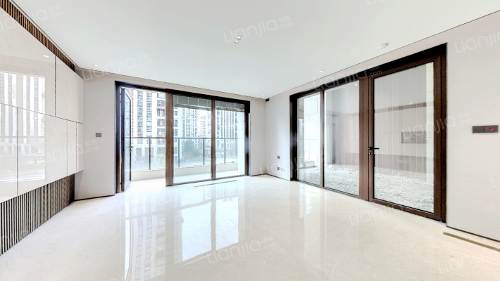 海玥花园B区二手房实景图