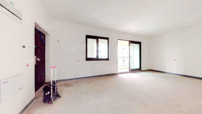 荣盛锦绣南山C区二手房实景图