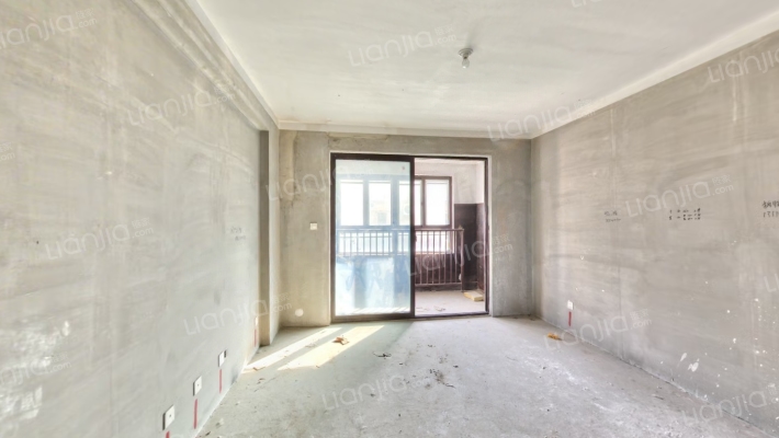 富冠铂樾府二手房实景图