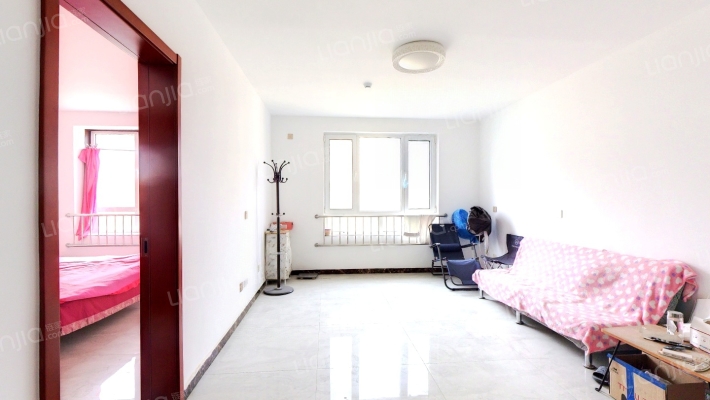 德信公园旁的房子，全天无遮挡，经典户型-客厅