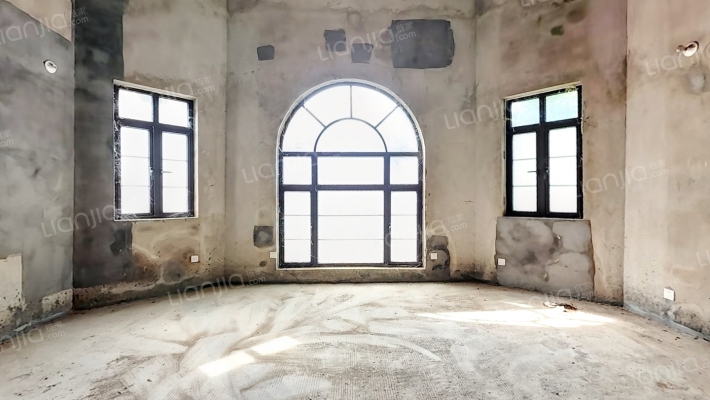 君临山水二手房实景图