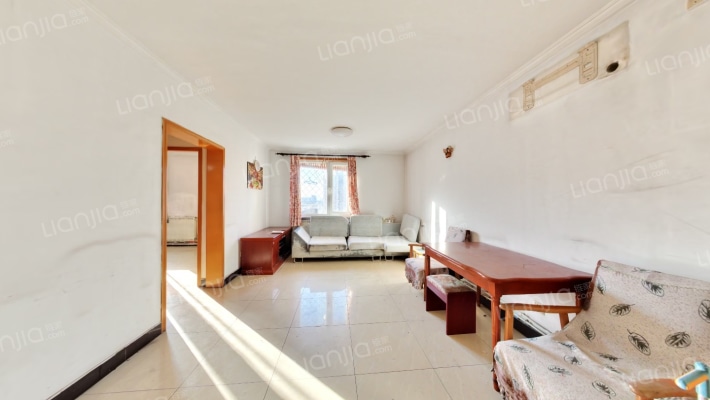 莲怡园二区二手房实景图