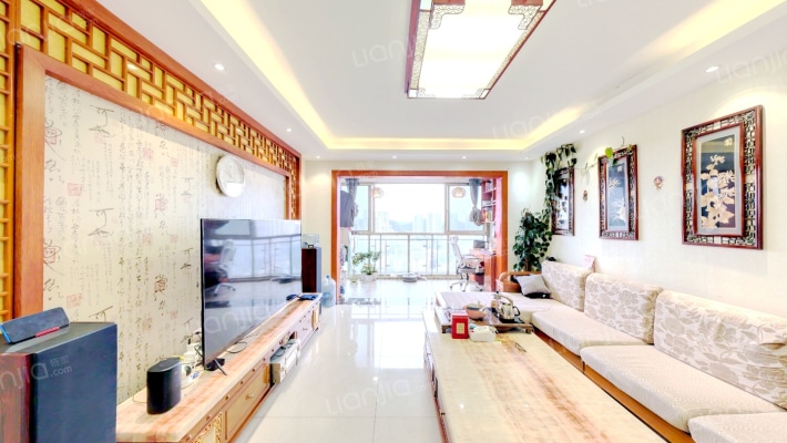 中深高原明珠花园小区二手房实景图