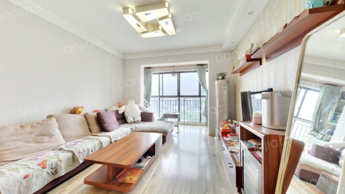 致瑞雅苑B区二手房实景图