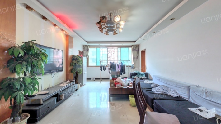 大理石路1号二手房实景图