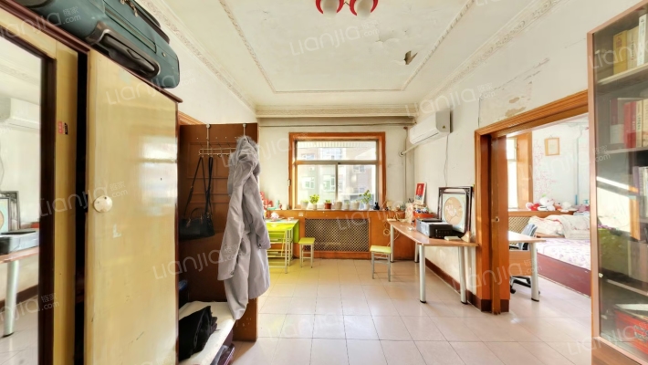 晋剧院生活小区二手房实景图