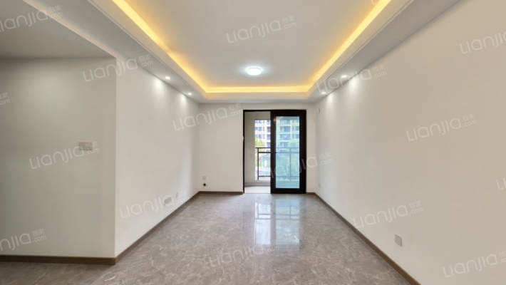 融创九宸府二手房实景图