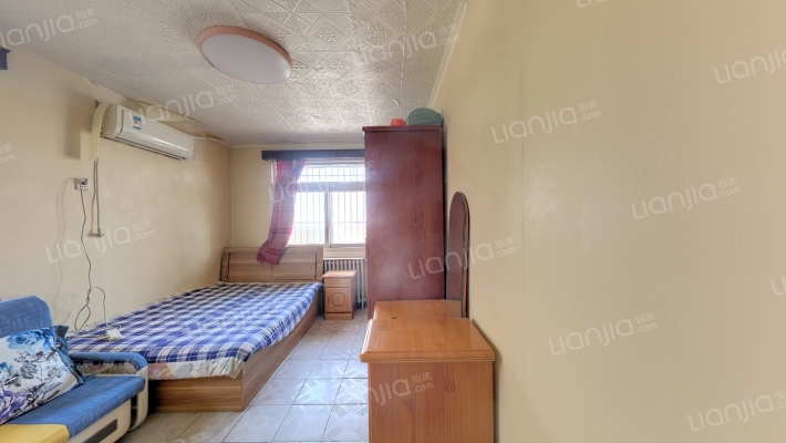 松楠楼二手房实景图