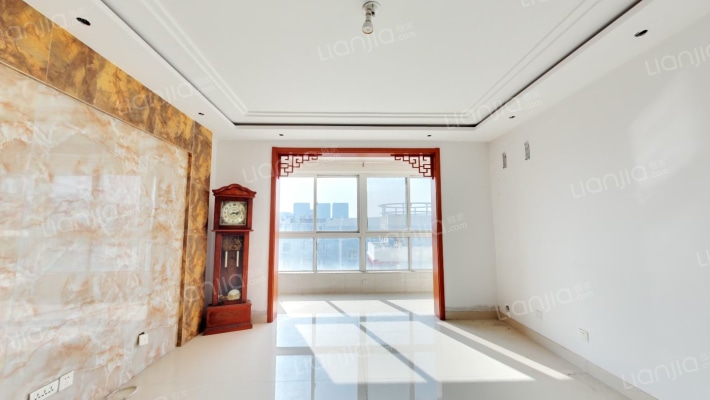 海圣春天二手房实景图