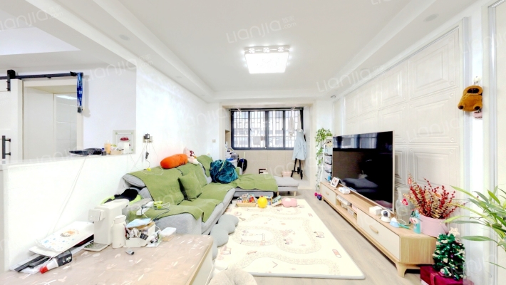 淞兴路305弄二手房实景图