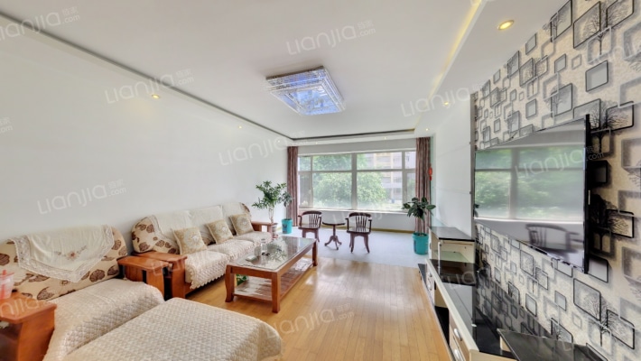 鸿城国际花园二手房实景图